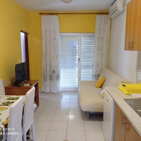 アパート Vodopija 300m To The *