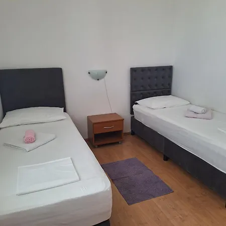 アパート Vodopija 300m To The *