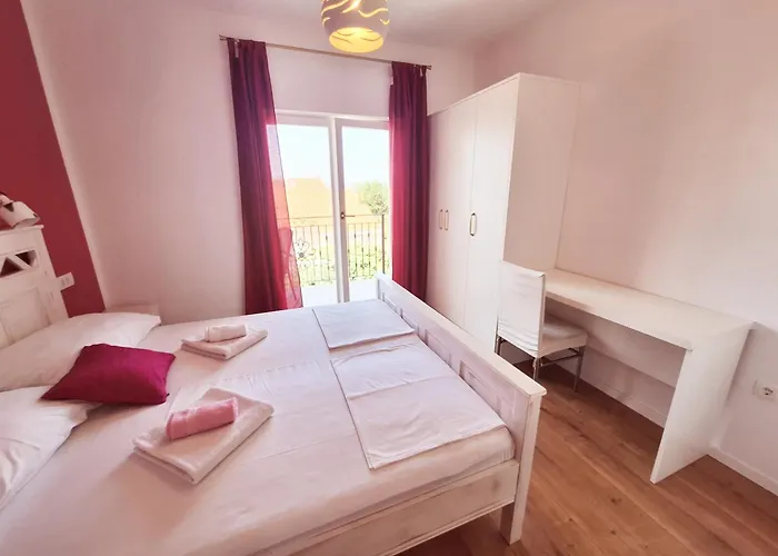 Appartement Vodopija 300m To The Sveti Filip i Jakov