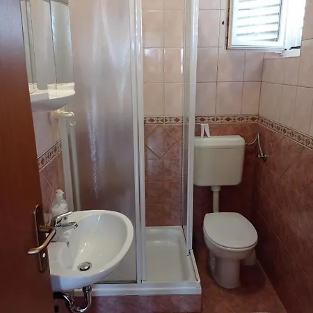 Vodopija 300m To The Apartmán Sveti Filip i Jakov