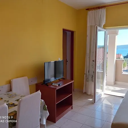 Appartement Vodopija 300m To The Sveti Filip i Jakov