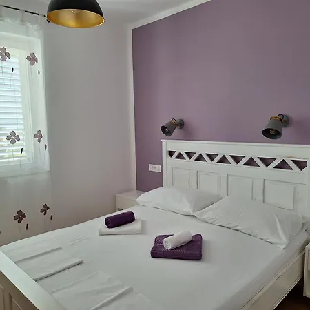 Vodopija 300m To The Apartmán Sveti Filip i Jakov