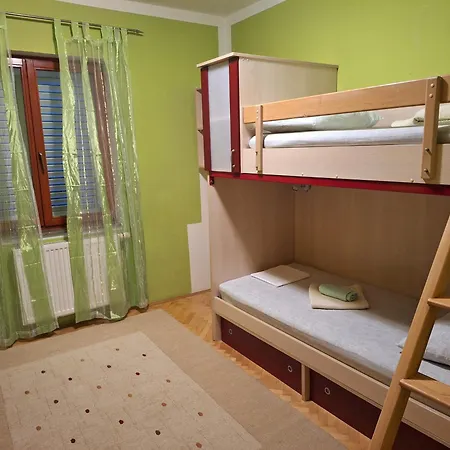 Apartmán Vodopija 300m To The Sveti Filip i Jakov
